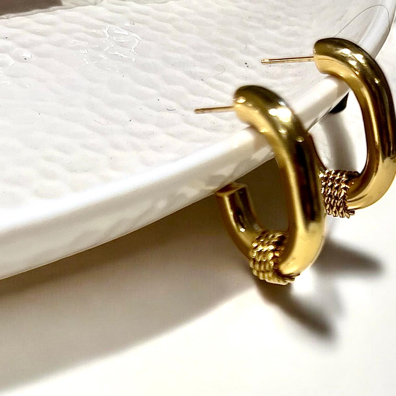 GOLD LUNA HOOPS