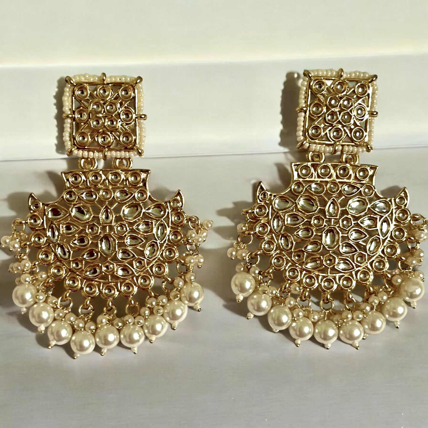 IVORY PEARLISH EARRINGS