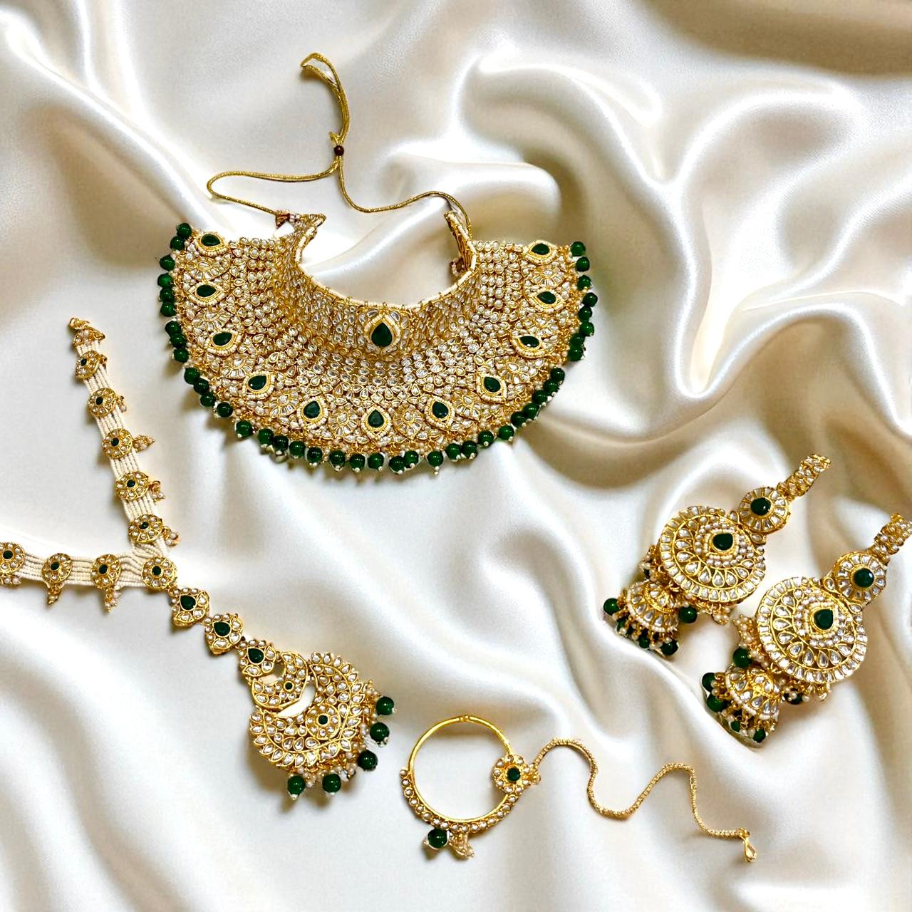 EMERALD KOHINOOR NECKLACE SET