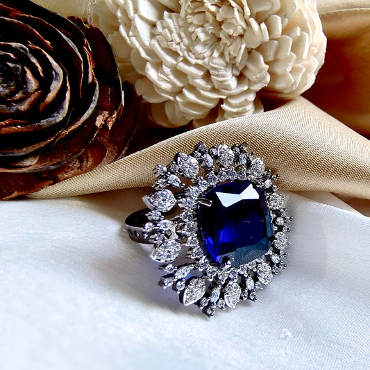 BLUE DAISY ZIRCONIA RING