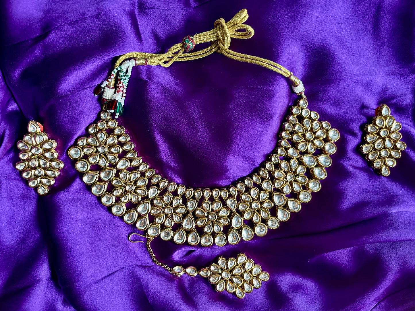 GOLDEN SHEEN NECKLACE SET